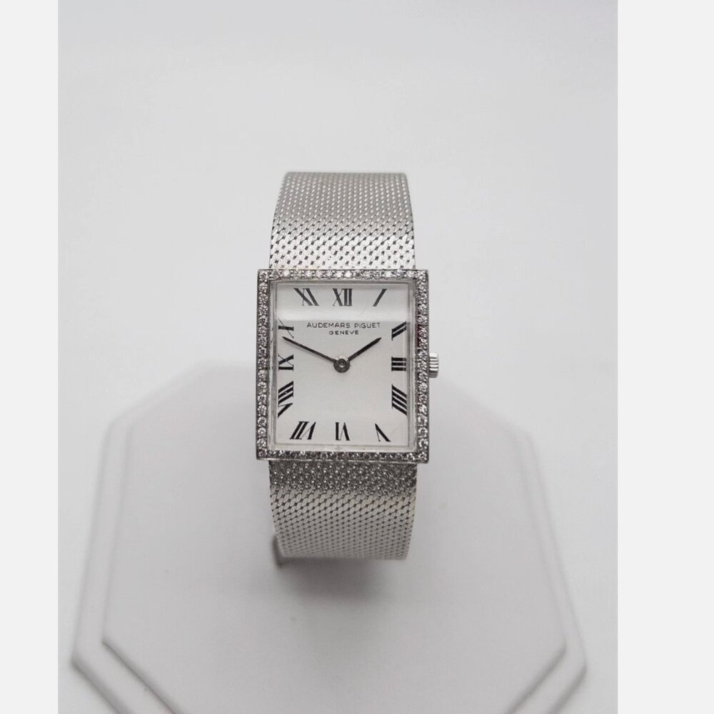MINT VINTAGE AUDEMARS PIQUET FACTORY DIAMOND LADIES WATCH 18K WHITE GOLD